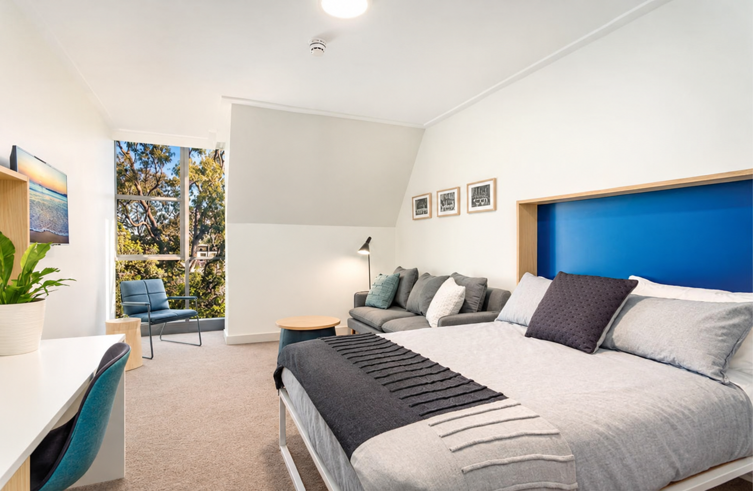 St Paul's Graduate House Studio Room
